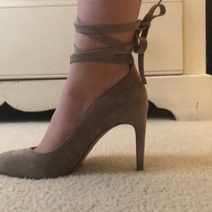 BCBGeneration tan suede heels